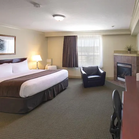 Quality Inn & Suites Whitecourt-3