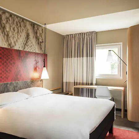 Ibis Paris La Defense Courbevoie-3