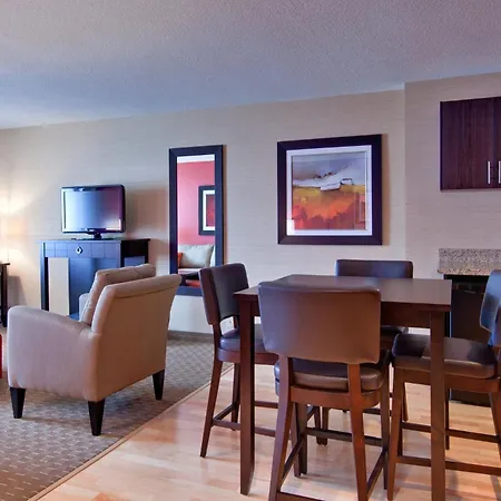Holiday Inn Express Hotel & Suites Chatham South By Ihg-3