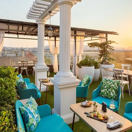Mystery Hotel Budapest, Preferred Hotels & Resorts-3