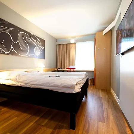 Ibis Koeln Messe-2