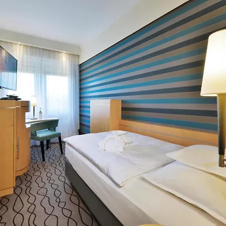 Best Western Premier Parkhotel Kronsberg-2