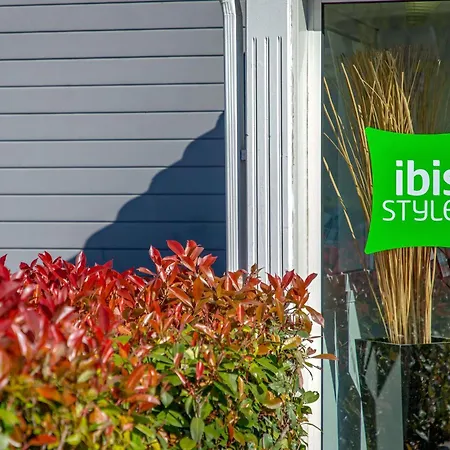 Ibis Styles Aubagne Gemenos-3