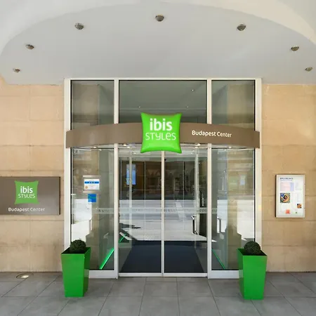 Ibis Styles Budapest Center-3
