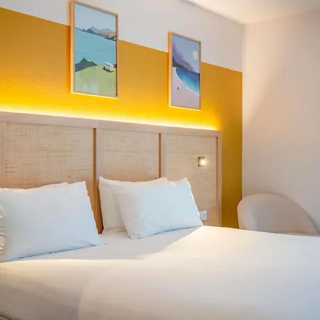 Ibis Styles Biarritz Plage-2