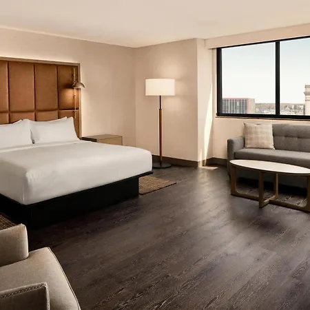 Hilton Fort Wayne At The Grand Wayne Convention Center (Adults Only)-2