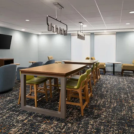 Hampton Inn By Hilton Philadelphia International Airport-2