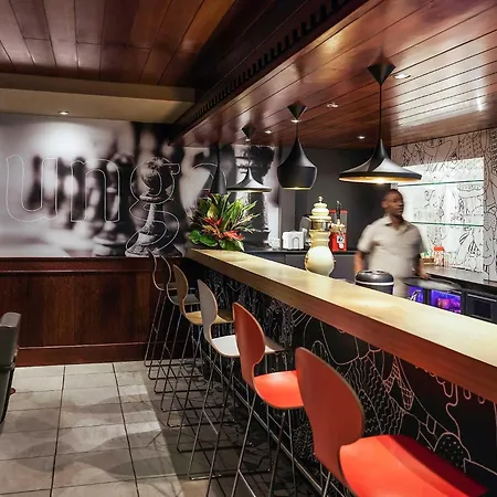 Ibis Douala-2