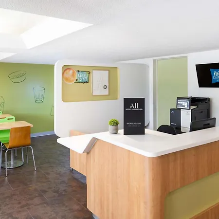Ibis Budget Canberra-3