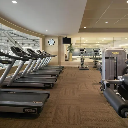 Fairmont Vancouver Airport In-Terminal Hotel-2