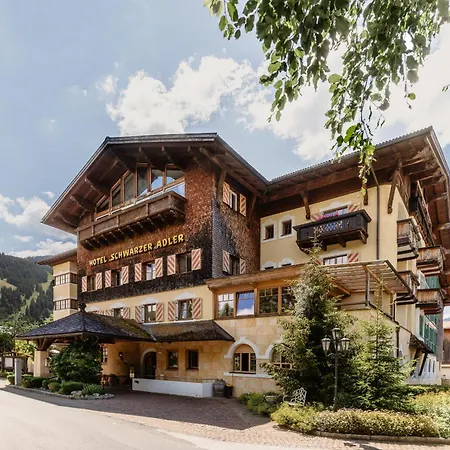 Das Traditionshotel Schwarzer Adler-2