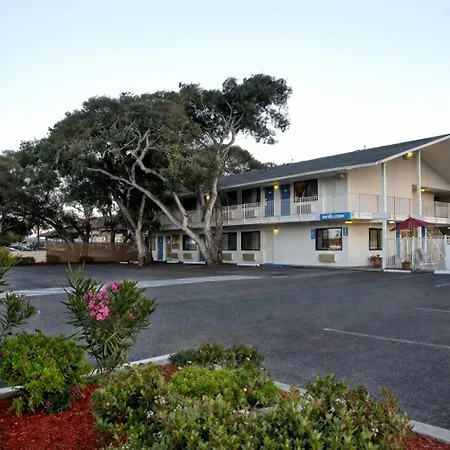 Vagabond Inn Monterey, Ca-3