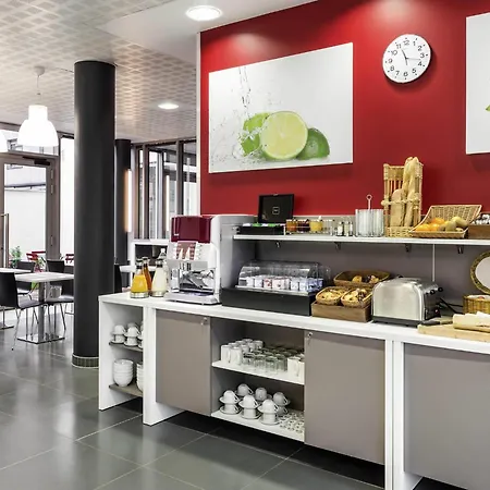 Aparthotel Adagio Access Paris Clichy-3
