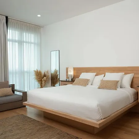Bungalow Hotel-2
