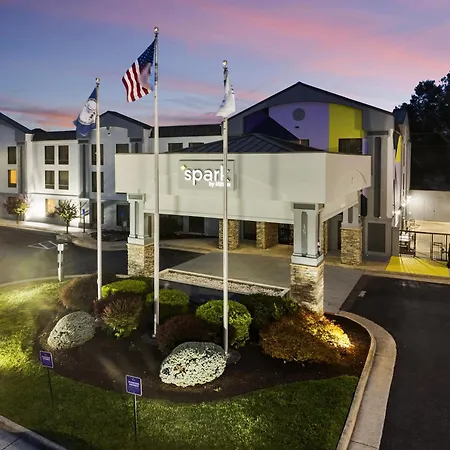 Spark By Hilton Waynesboro-3