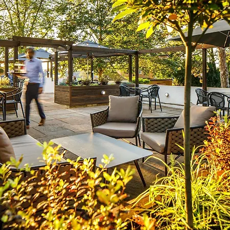 Mercure Oxford Hawkwell House Hotel-3