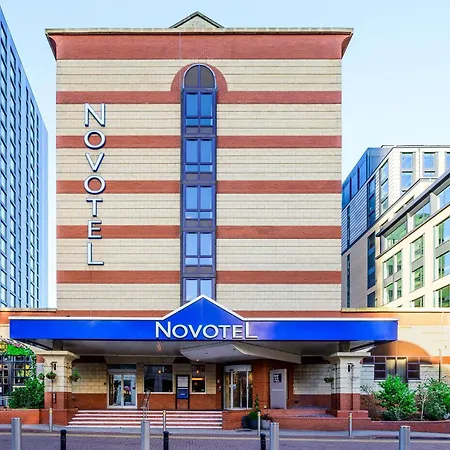 Novotel Birmingham Centre-3