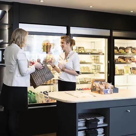 Novotel Suites Lille Europe-3