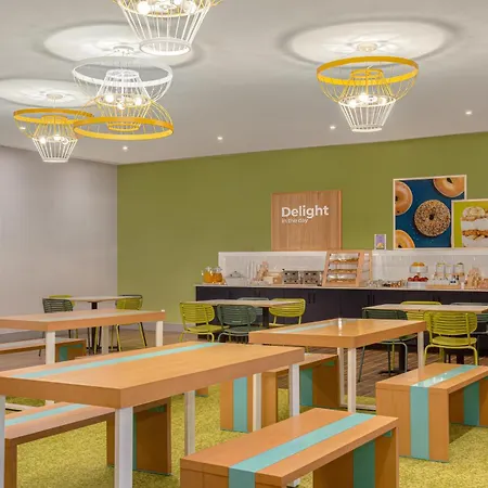 Spark By Hilton Owen Sound-2