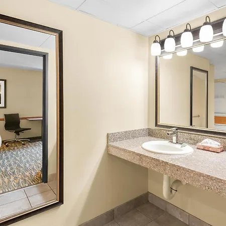 Best Western Center Pointe Inn-2