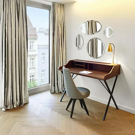 Crowne Plaza Vienna By Ihg-3