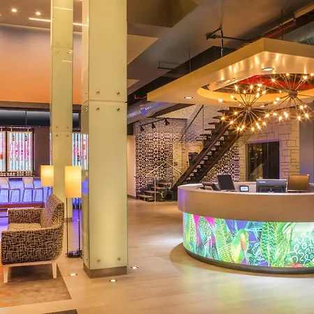 Aloft By Marriott New York Laguardia Airport-2
