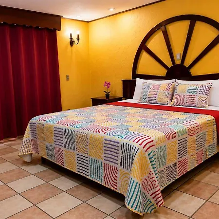 Hotel Esmeralda-2
