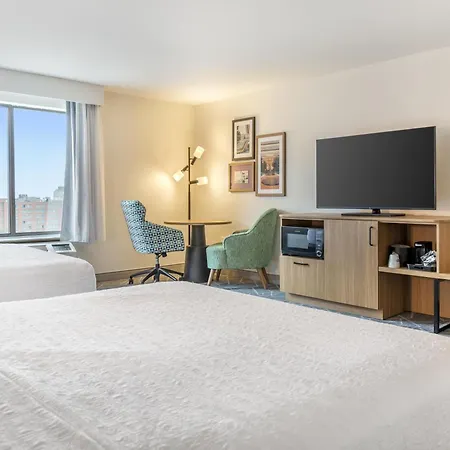 Hampton Inn & Suites Cincinnati / Uptown - University Area-2