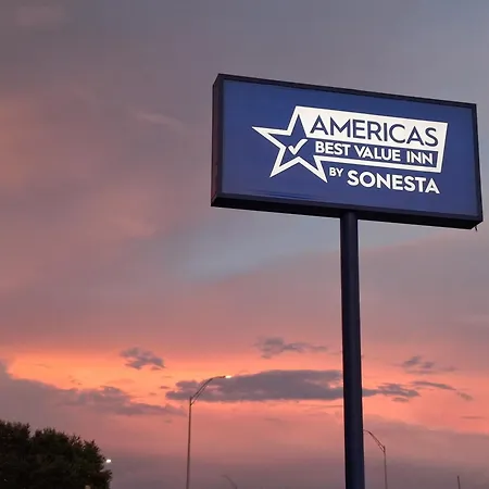 Americas Best Value Inn Giddings-2