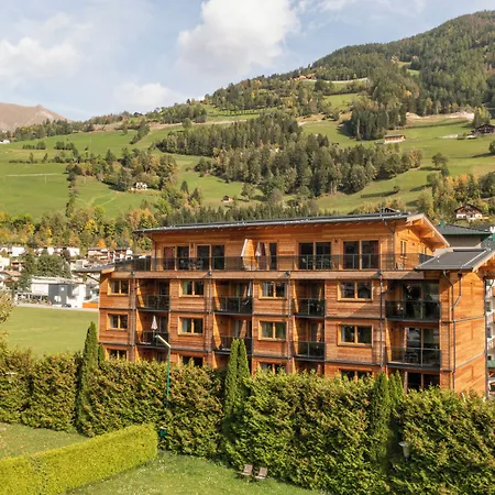 AlpenParks Hotel MONTANA-3