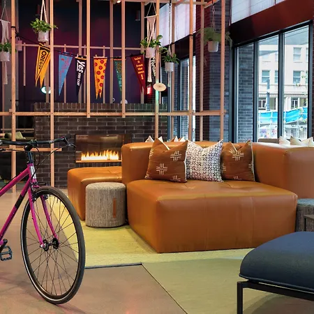 Moxy Portland Downtown-2