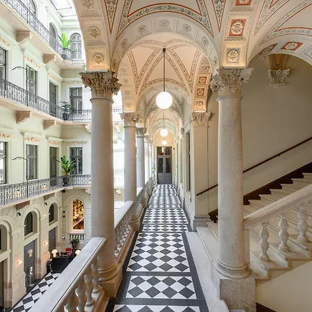 Hotel Oktogon Haggenmacher By Continental Group-2