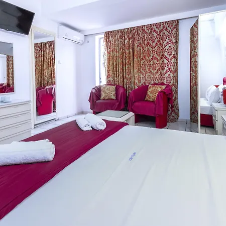 Roy Hotel-3