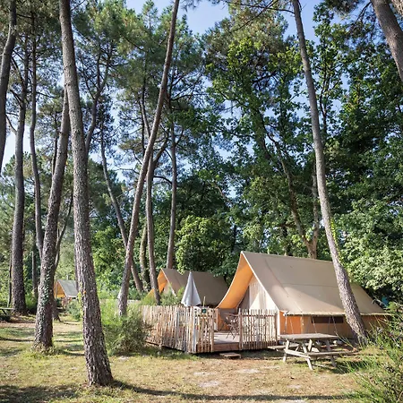 Huttopia Lac De Rille-3