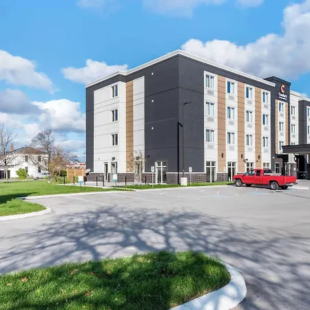 Comfort Inn & Suites-3