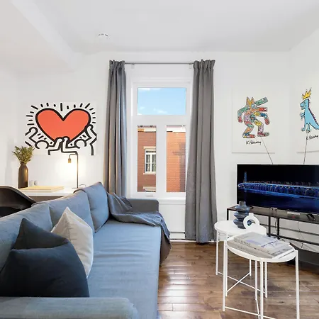 LiV MTL – MTL | Spacious Suites + Rooftop Near Downtown Montréal-3