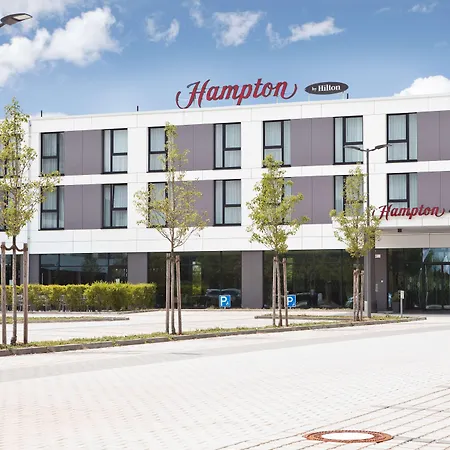 Hampton By Hilton Munich Airport South-2