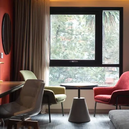 Soro Montevideo, Curio Collection By Hilton-2