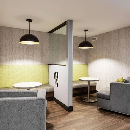 Hampton Inn & Suites By Hilton Quebec - Beauport-2