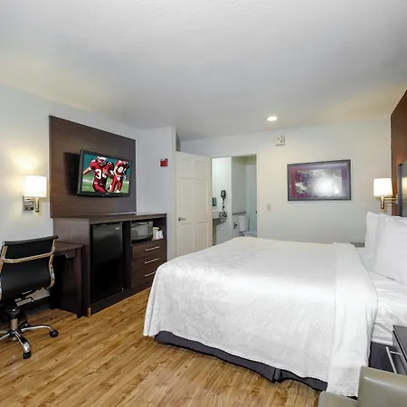 Red Roof Inn Plus+ Hammond-2