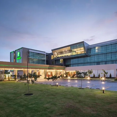Holiday Inn - Quito Airport By Ihg-3