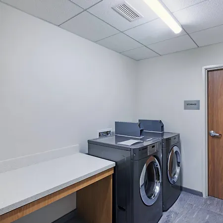 Fairfield By Marriott Inn & Suites Aberdeen, Sd-3