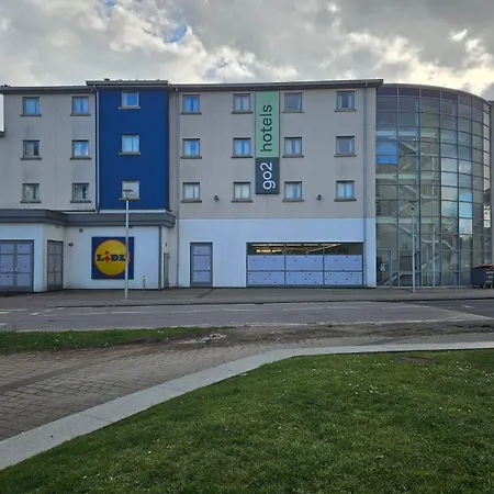 Go2 Portishead Marina Hotel-2