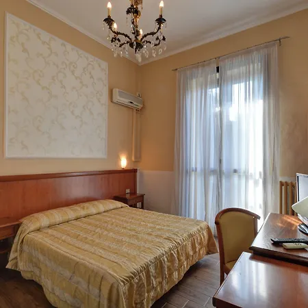 Hotel Universo-3