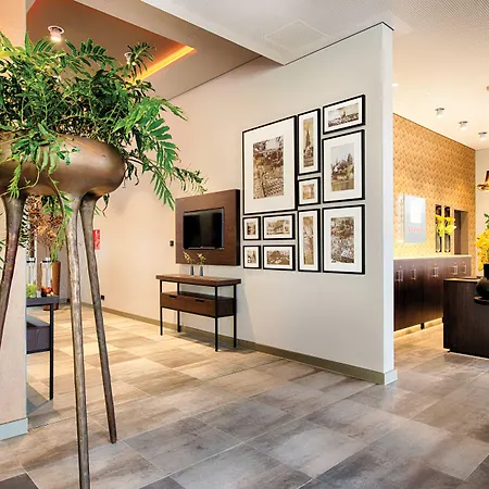 Leonardo Royal Hotel Ulm-3