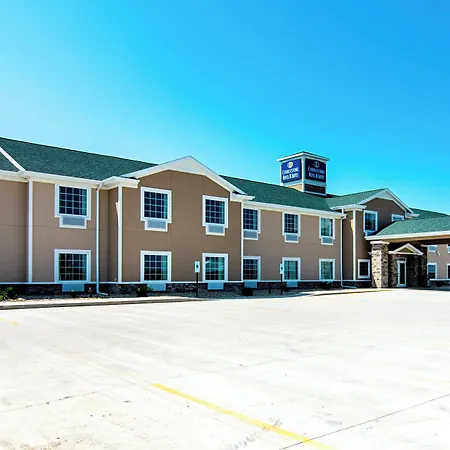 Cobblestone Hotel & Suites - Paxton-2