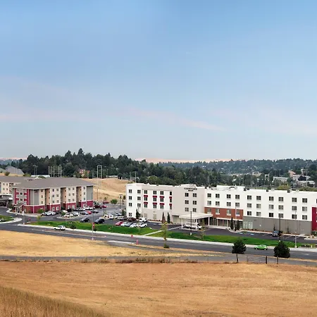 Courtyard By Marriott Pullman-2