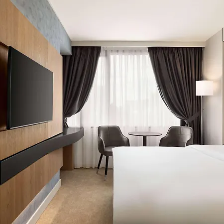 Ramada By Wyndham Slatina Parc-2