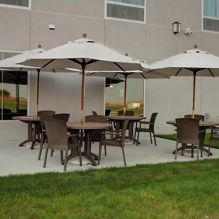 Cobblestone Hotel And Suites - Jefferson-2