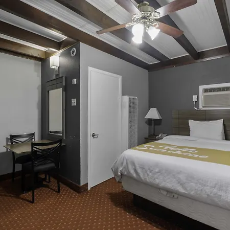 Budget Lodge-2
